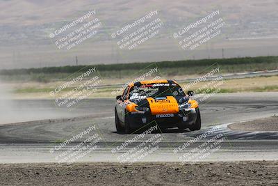 media/Jun-01-2024-CalClub SCCA (Sat) [[0aa0dc4a91]]/Group 3/Race/